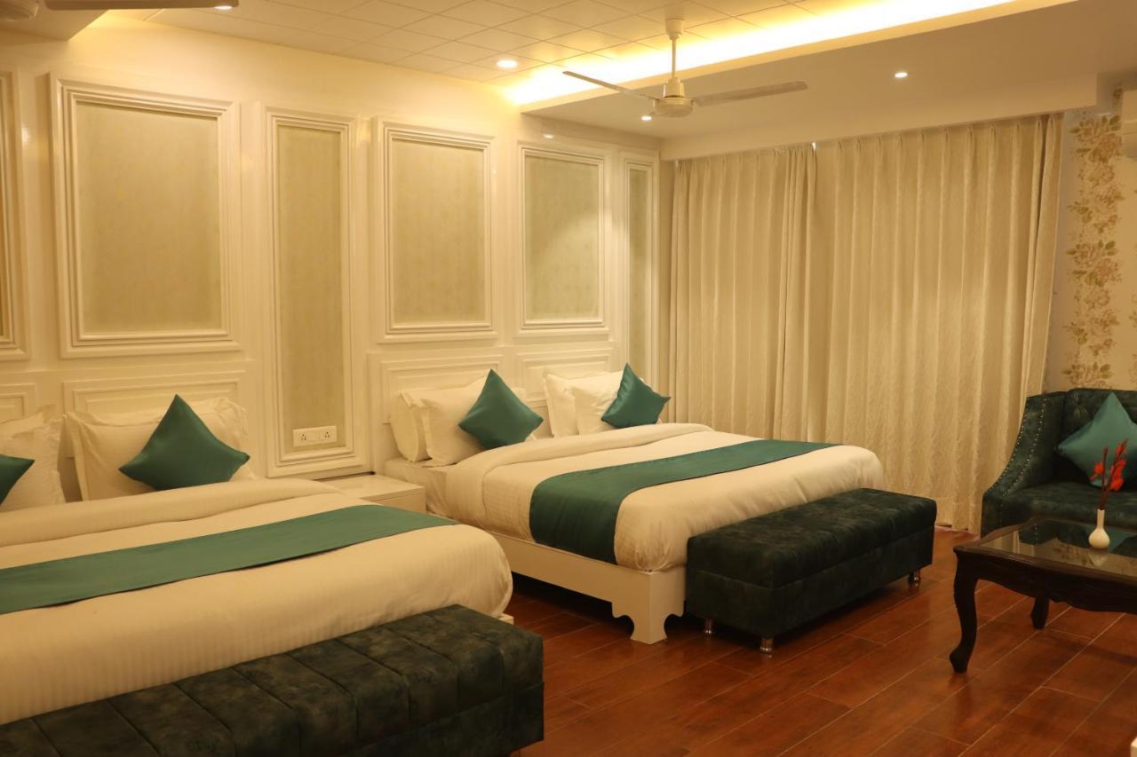 Green Hotel - Behind Parmarth Niketan リシケーシュ エクステリア 写真