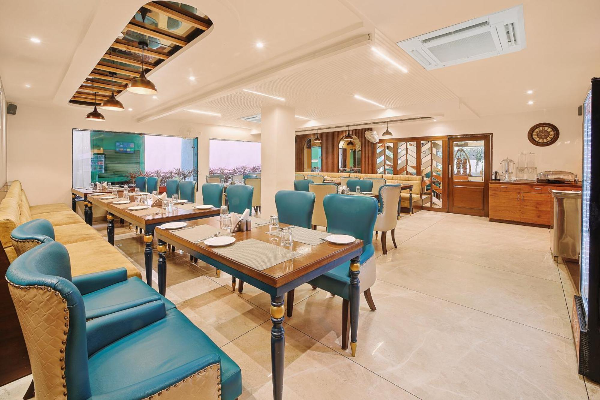 Green Hotel - Behind Parmarth Niketan リシケーシュ エクステリア 写真